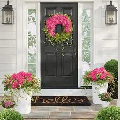 5 أفكار مبتكرة لتزيين باب المنزل من الخارج في المناسبات مع نصائح عملية 11 17db0aa9c1dca890ef634f019d81912b 5 11zon 1