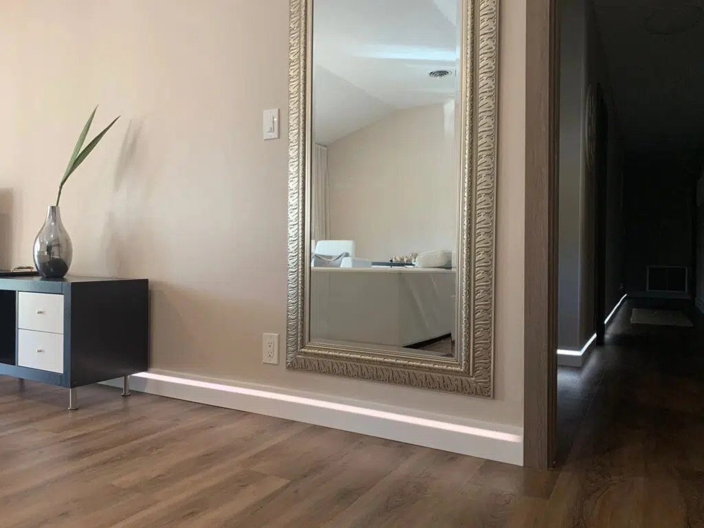 اكتشف كيفية اختيار نعلة الجدار وتأثيرها على الديكور الداخلي 3 il fullxfull.2444607397 aums 19 11zon